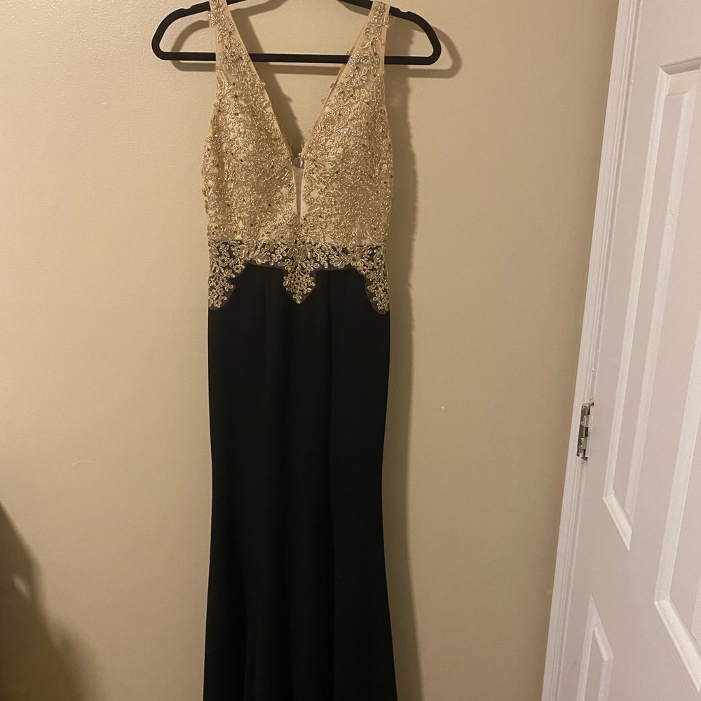 Black and Gold Speechless Dress